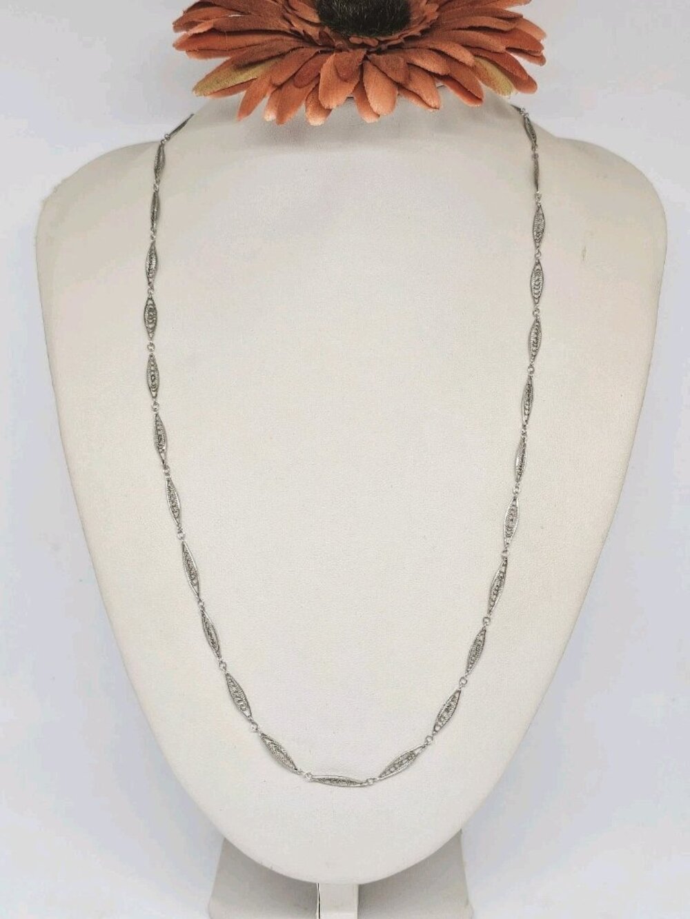 Vintage TRIFARI Silve Tone Filigree Link Necklace Chain Costume Jewelry